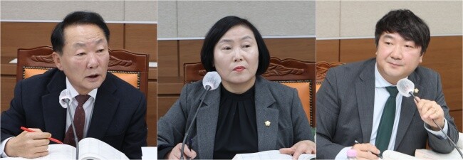 지난 11월 28일 열린 가평군의회 예산결산특별위원회의에서 질의하고 있는 최정용, 이진옥, 김종성 의원.사진=최남일 기자
