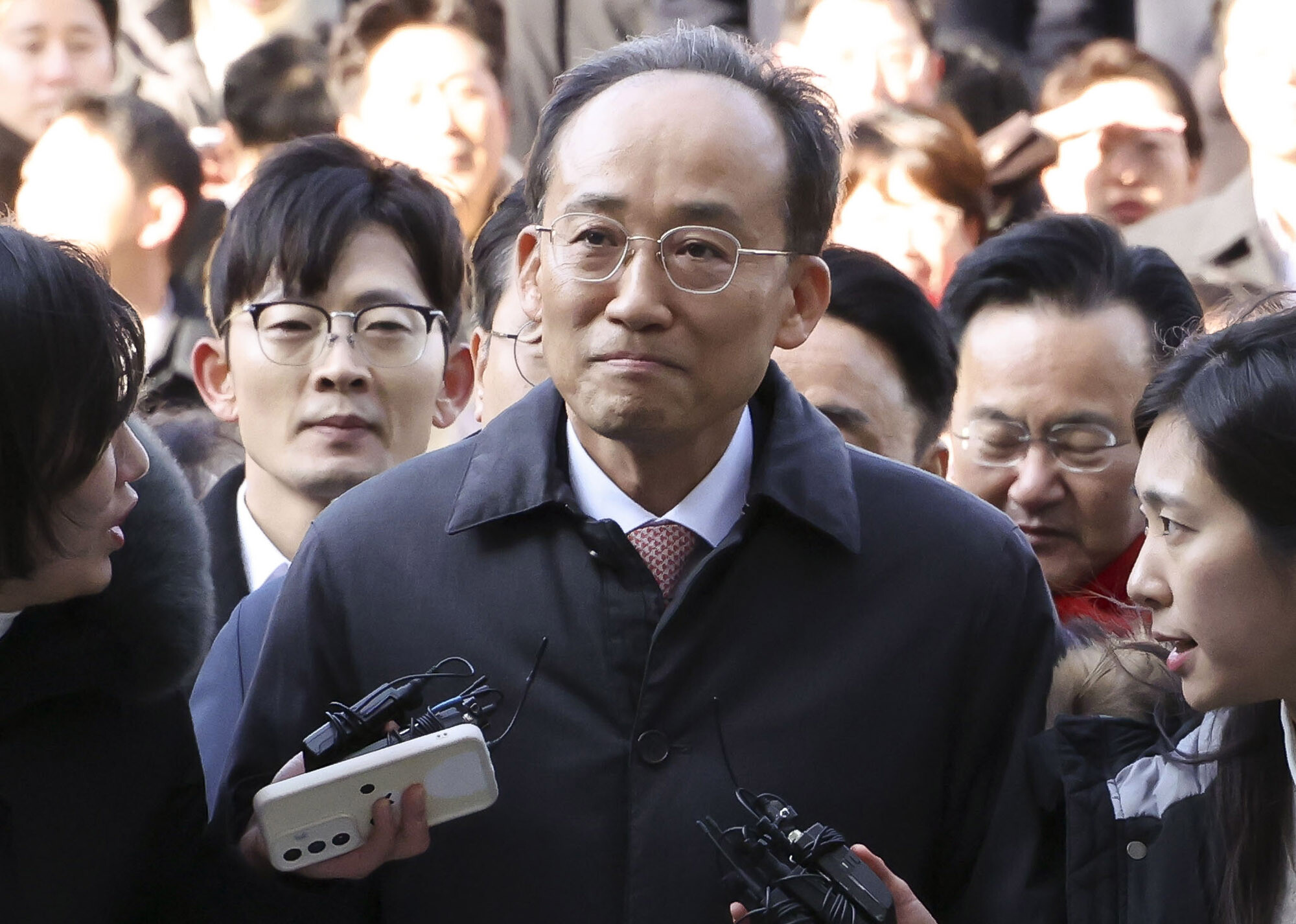 계엄 해제 표결 방해 혐의을 받는 추경호 전 국민의힘 원내대표가 12월 3일 새벽 구속영장이 기각됐다. 사진 = 박정훈 기자