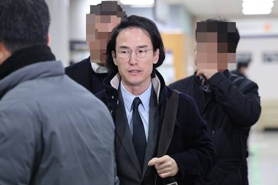 지난해 공판에 출석한 조현범 한국앤컴퍼니 회장. 조 회장의 옥중 경영이 갈림길에 섰다. 사진=연합뉴스