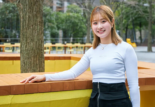 밝고 꾸밈없는 이미지로 사랑받아 온 일본 여자골프계의 차세대 스타 미야코 레이카가 ‘아버지뻘’ 코치와의 스캔들로 일본 골프계를 뒤흔들었다. 사진=미야코 레이카 인스타그램