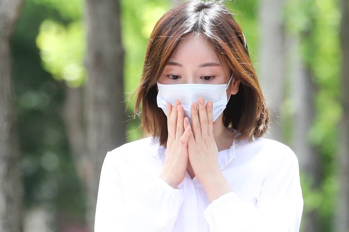 2019년 7월 마약 투약 혐의로 구속기소 된 남양유업 창업주 외손녀 황하나 씨가 1심에서 징역 1년에 집행유예 2년을 선고받고 수원구치소에서 나오고 있는 모습. 사진=연합뉴스