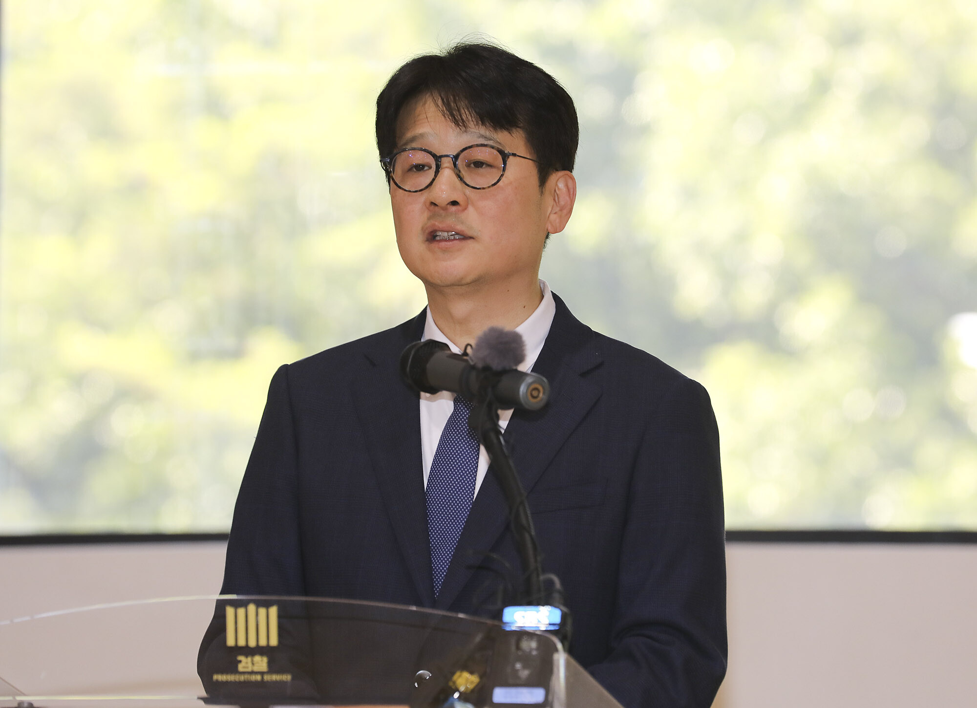 이창수 전 서울중앙지검이 12월 26일 ‘김건희 봐주기 수사’의혹과 관련해 소환을 통보한 특검팀 요구에 재차 불응했다. 사진 = 박정훈 기자