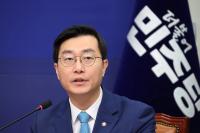 ‘성추행 의혹’ 장경태, 경찰 조사…추가 조사 가능성도 