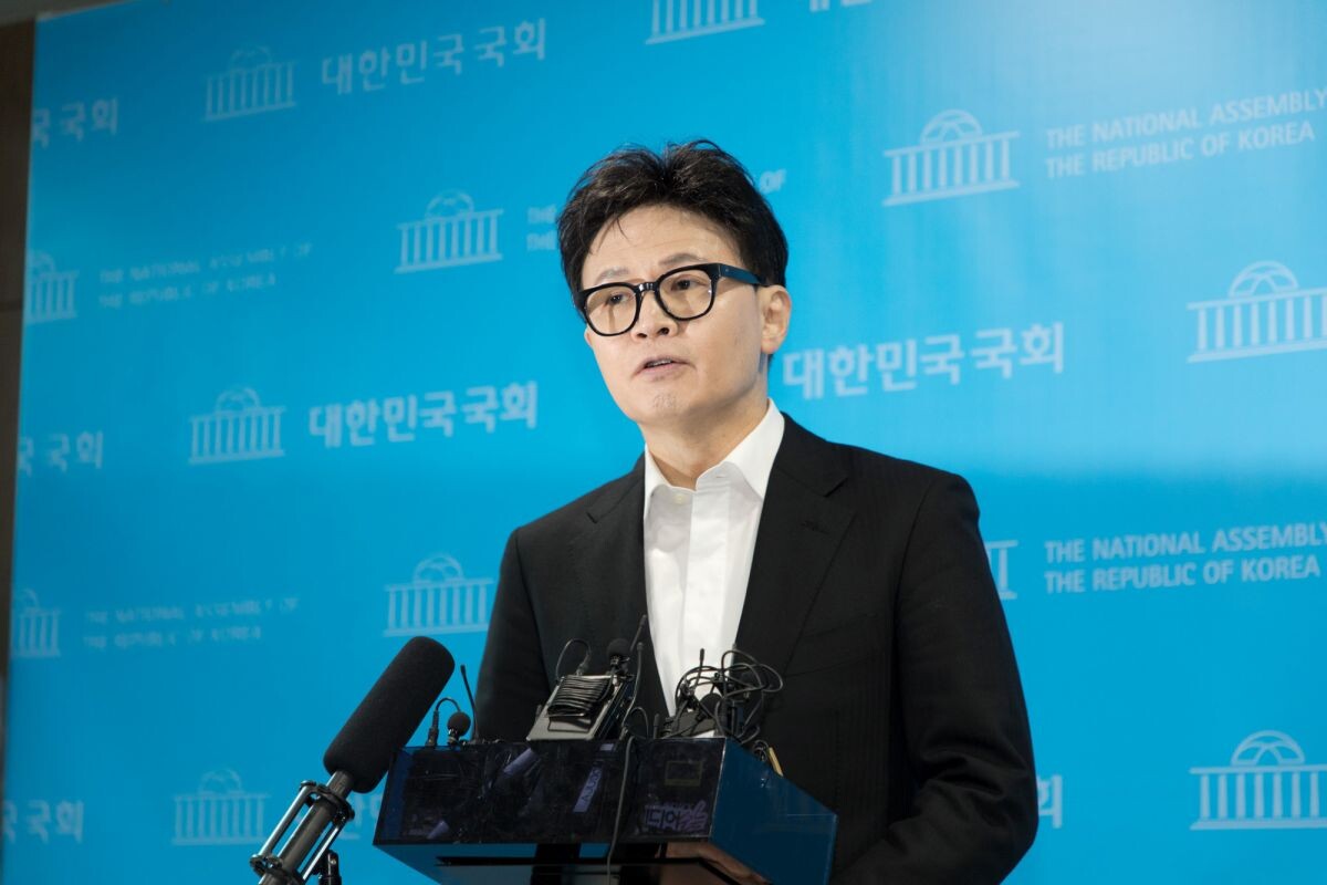 한동훈 전 대표가 14일 국회 소통관에서 당 윤리위원회가 본인을 제명 결정한 것과 관련해 입장을 밝히고 있다. 사진=이종현 기자