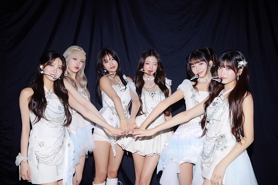 'MZ 워너비 아이콘' 아이브(IVE·안유진, 가을, 레이, 장원영, 리즈, 이서)가 두 번째 월드투어를 앞두고 오는 2월 국내 가요계에 컴백한다. 사진=스타쉽엔터테인먼트 제공