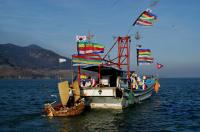 꼭 지켜야 할 우리 유산 [113] 국가무형유산 ‘위도띠뱃놀이’