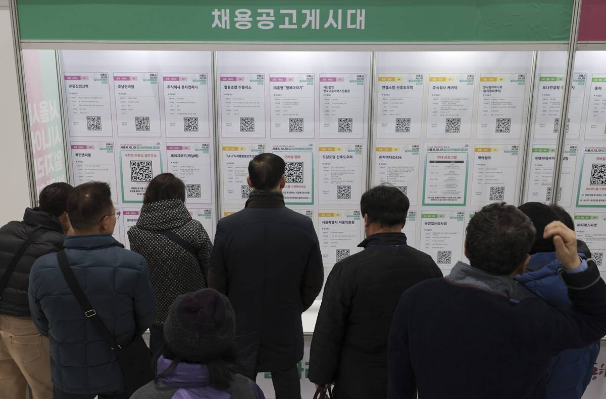 50대 이상 3명 중 2명이 정년 연장을 희망하고 있다. 사진=박정훈 기자