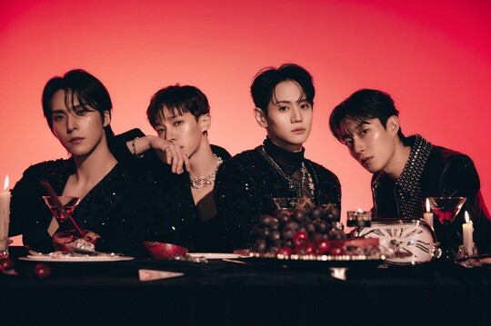 온라인 커뮤니티를 통해 불거진 루머에 대해 그룹 하이라이트가 강경 대응에 나서겠다는 입장을 밝혔다. 사진=어라운드어스 엔터테인먼트 제공