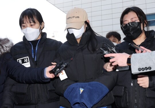 이른바 '모텔 연쇄 살인' 피의자 김 아무개 씨(22)가 또다른 남성에게도 범행을 시도한 정황이 경찰 수사 과정에서 드러났다. 사진=연합뉴스