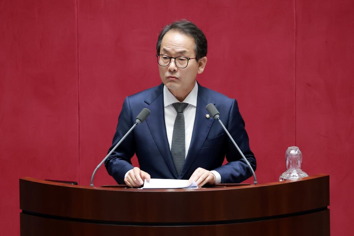 강준현 의원이 지난 2월 11일 국회 본회의장에서 열린 교육·사회·문화 분야 대정부질문에서 질문하고 있다. 사진=연합뉴스