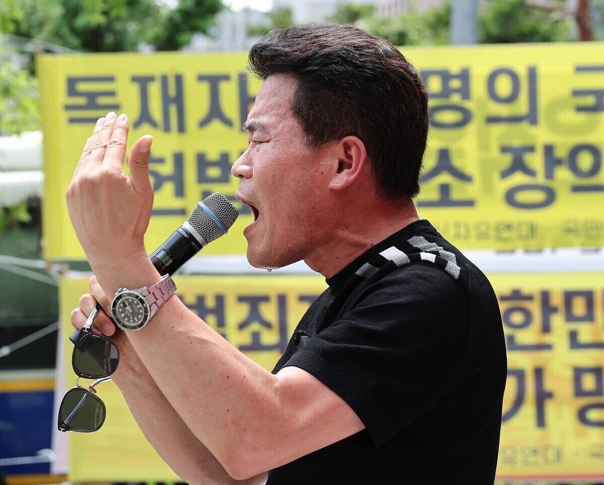 유튜버로 활동 중인 전직 한국사 강사 전한길 씨가 '윤어게인 신당' 창당 가능성을 두고 고심하고 있다고 밝혔다. 사진=임준선 기자