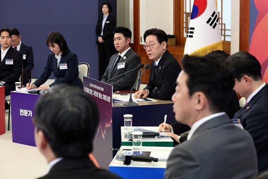 3월 18일 청와대에서 열린 자본시장 안정과 정상화 간담회에서 발언 중인 이재명 대통령 모습. 사진=연합뉴스