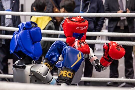 로봇 업계의 기대감이 높아지고 있는 가운데 코스모로보틱스가 상장 절차를 진행하고 있다. 2025년 경기도 고양시 킨텍스에서 열린 2025 로보월드 현장 모습으로 기사의 특정 내용과 관련없다. 사진=최준필 기자