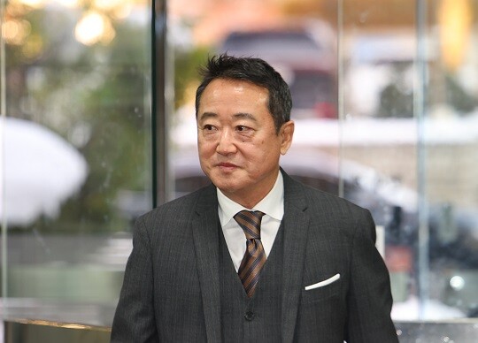 파파모빌리티는 이웅열 명예회장이 ‘청년 이웅열’로 돌아가겠다며 경영 일선에서 물러난 이후 투자한 기업이다. 이웅열 코오롱 명예회장. 사진=연합뉴스