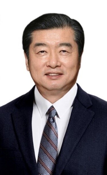 여직원을 성폭행하려 한 혐의로 재판에 넘겨진 김용만 김가네 회장에게 검찰이 징역형을 구형했다. 사진=김가네 홈페이지