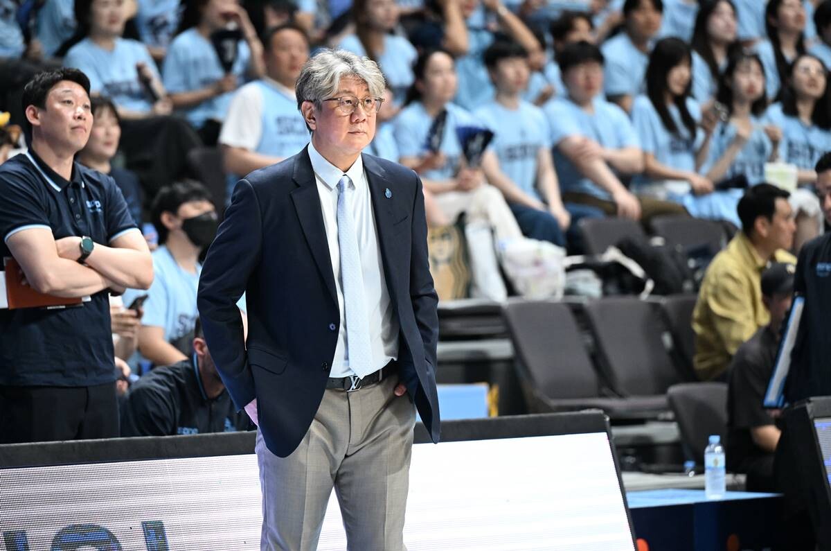 감독 부임 1년 차에 챔프전 무대에 오른 손창환 감독은 이전까지 크게 주목받지 못하던 인물이었다. 사진=KBL 제공