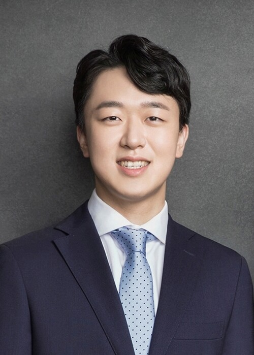 신상열 농심 부사장(사진)이 SK텔레콤 평사원 여성과 결혼해 관심을 모았다. 사진=농심 제공