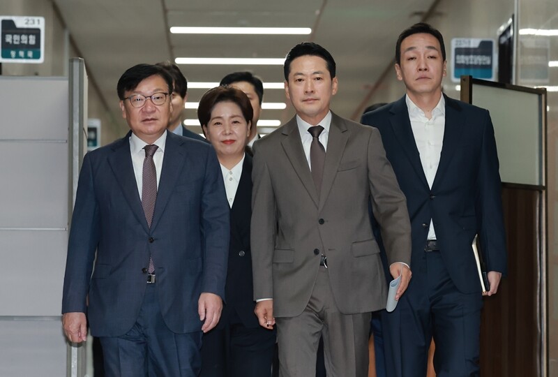 국민의힘 지도부는 이재명 대통령의 연임 불가 입장에도 “이번 정부에서 개헌은 없다”는 입장을 밝혔다. 사진=연합뉴스