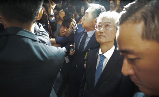 2025년 10월 13일 국회에서 열린 법제사법위원회의 대법원 국정감사에 조희대 대법원장이 이석해 자리를 떠나자 일대 혼란이 벌어졌다. 사진=이종현 기자