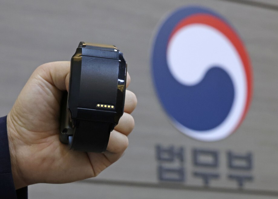 반복된 흉기 범죄 전력에 최근 흉기 소지 신고까지 있었지만 범행을 막지 못하면서, 경찰과 보호관찰 당국의 대응이 충분했는지 의문이 제기된다. 사진=연합뉴스