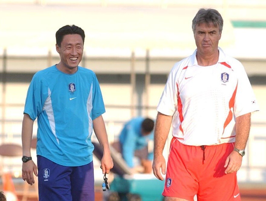 2002 월드컵 당시 거스 히딩크 감독 통역을 수행했던 전한진 KFA 국제위원장. 사진=연합뉴스