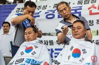 행안부 경찰국 신설 반대 삭발하는 경찰관들