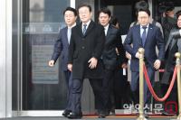 국회 나서는 이재명 대표