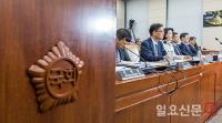 탄핵당한 이진숙 위원장 ‘국정감사 출석’