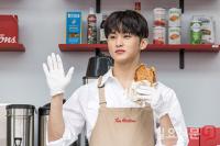 멜트 샌드위치 만든 NCT 마크