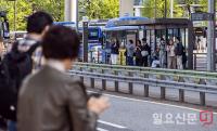 버스노조 준법투쟁 '버스 기다리는 시민들'