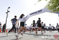 캐주얼 러닝 페스티벌 ‘버닝런 2025’ 도착