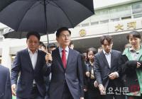 국민의힘 중앙당사로 이동하는 김문수 후보