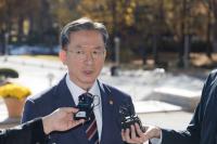 정성호 법무부장관 출근길 도어스테핑